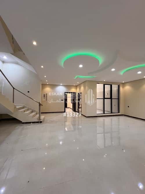 فيلا 300 متر مربع غربية على شارع 18م الاناهي، المدينة المنورة