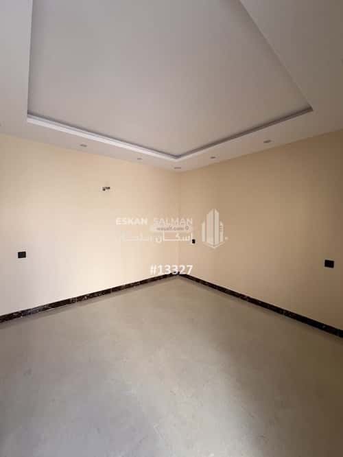 Villa 300 SQM Facing West on 18m Width Street Al Anahi, Madinah
