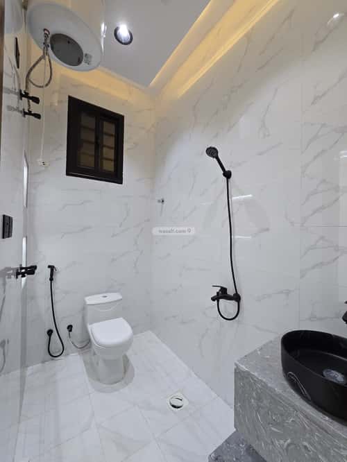 Apartment 219 SQM with 6 Bedrooms Al-Yarmouk, Khamis Mushait
