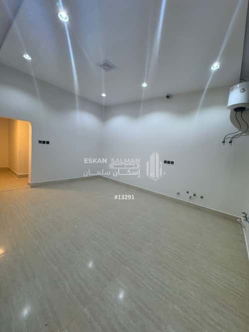 Floor 213.98 SQM with 6 Bedrooms Al-Janadriyah, East Riyadh, Riyadh
