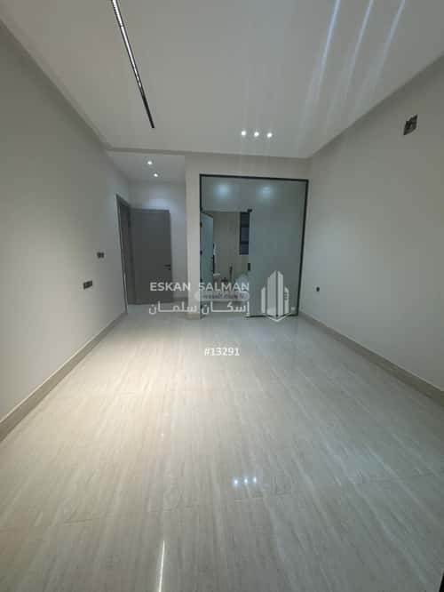 Floor 213.98 SQM with 6 Bedrooms Al-Janadriyah, East Riyadh, Riyadh
