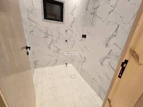 Apartment with 5 Bedrooms Al Suwais 1, Jazan