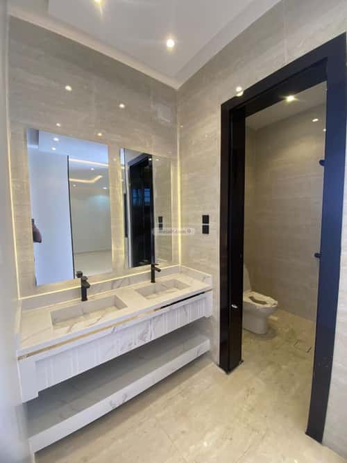 فيلا 352 متر مربع شمالية على شارع 15م الرحبة، الطائف