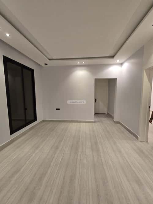 Floor with 3 Bedrooms Al Bayan, East Riyadh, Riyadh