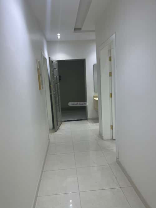 شقة 8 غرف في الرمال