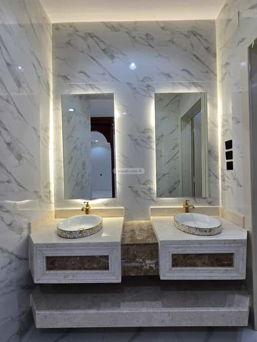 Apartment 219 SQM with 6 Bedrooms Al-Qafilah, Khamis Mushait