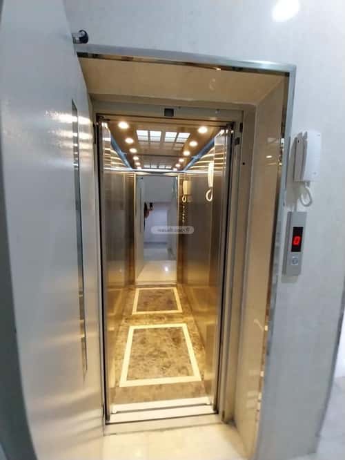 فيلا 300 متر مربع شمالية على شارع 15م الشرائع، مكة المكرمة