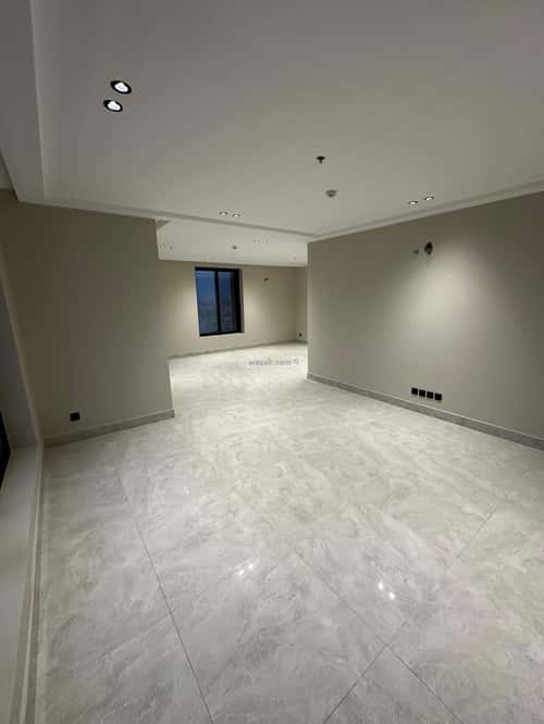 Apartment with 5 Bedrooms Al Shateea Al Sharky, Aldammam