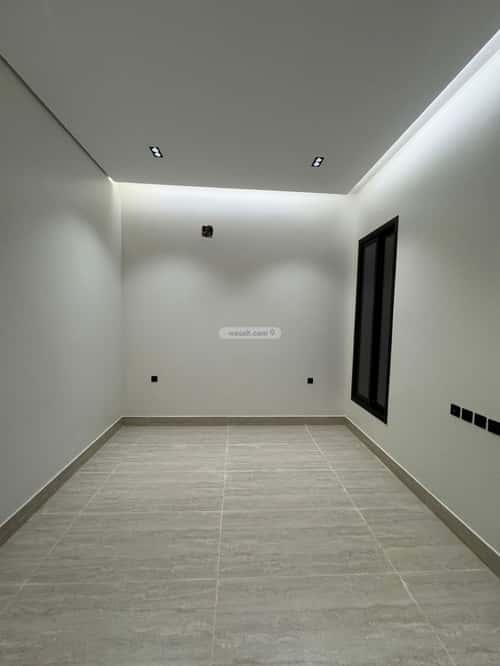 Floor with 5 Bedrooms Al- Nadwah, East Riyadh, Riyadh