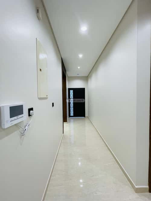 Floor 549 SQM with 7 Bedrooms Al-Qafilah, Khamis Mushait