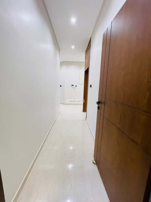 Floor 549 SQM with 7 Bedrooms Al-Qafilah, Khamis Mushait