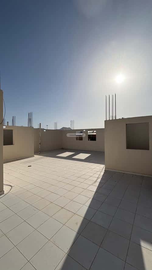 Floor 312 SQM with 5 bedrooms الدفاع، المدينة المنورة