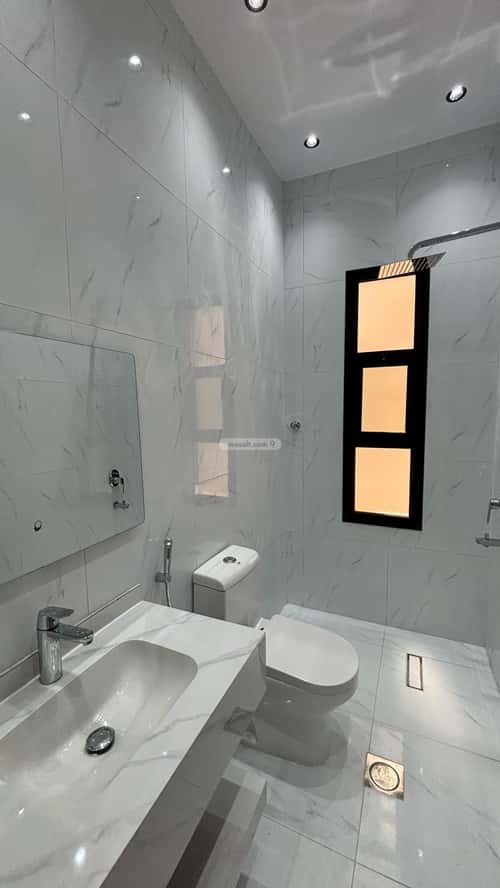 Floor 300 SQM with 4 Bedrooms Al Salam, Madinah