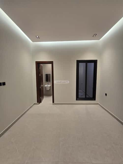 Floor with 5 Bedrooms Al Marjan, East Riyadh, Riyadh