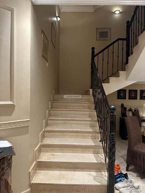 فيلا 345 متر مربع شرقية على شارع 15م النعيم، شمال جدة، جدة