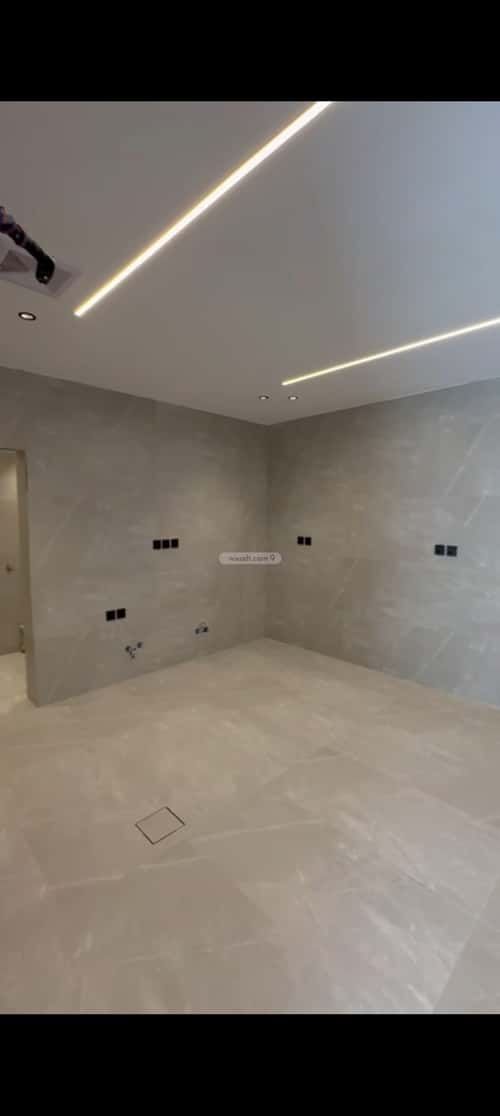 Floor 333 SQM with 7 Bedrooms Al-Shafa'A, Madinah