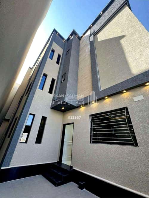 Floor 210.4 SQM with 7 Bedrooms The Diriyah, Khamis Mushait
