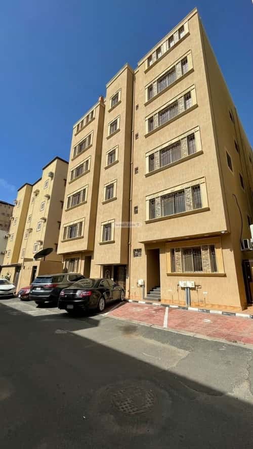 عمارة 600 متر مربع واجهة غربية المروج، أبها