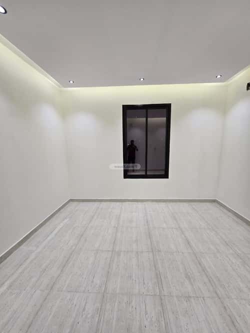 فيلا 7 غرف في طويق