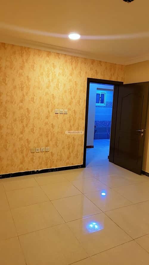 Apartment with 4 Bedrooms King Fahad Dist, Aldammam
