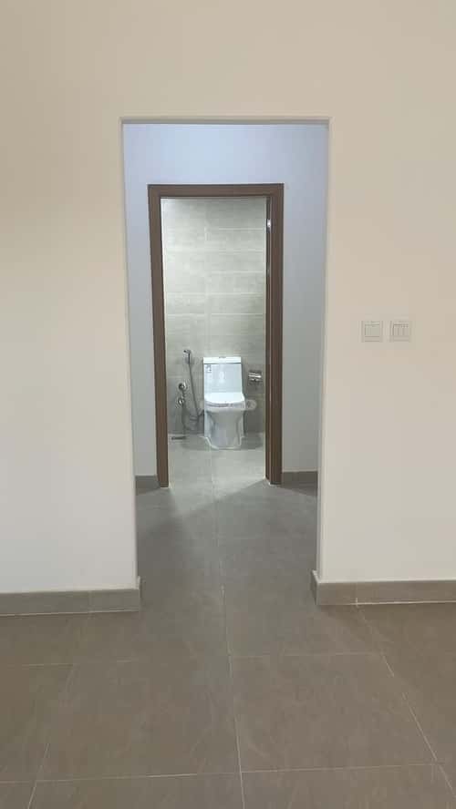 فيلا 200 متر مربع واجهة جنوبية ب 6 غرف مطار الملك خالد الدولي، شمال الرياض، الرياض