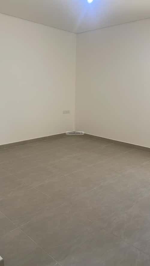 Villa 200 SQM Facing South with 6 Bedrooms King Khalid Int.Airport, North Riyadh, Riyadh