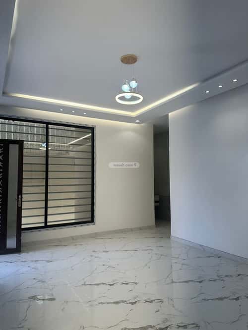 Floor 225.92 SQM with 3 Bedrooms Al-Janadriyah, East Riyadh, Riyadh