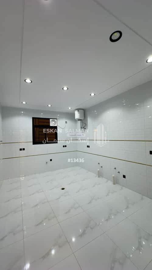 Floor 206.61 SQM with 7 Bedrooms The Diriyah, Khamis Mushait
