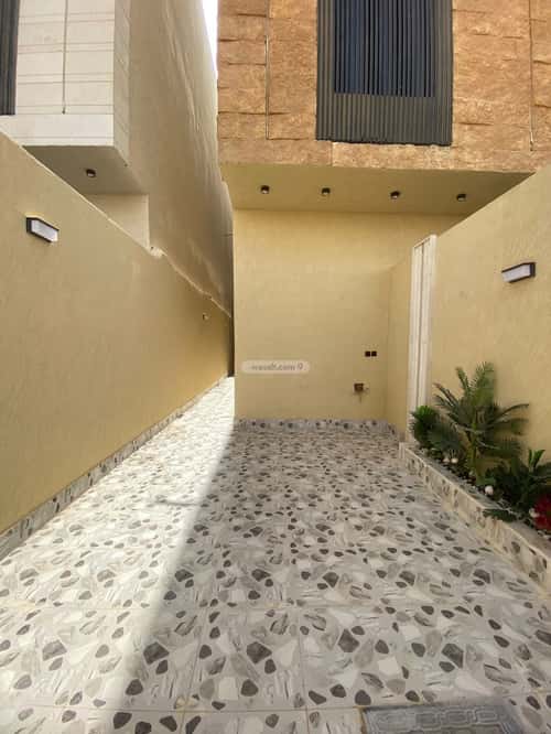 فيلا 8 غرف في طويق