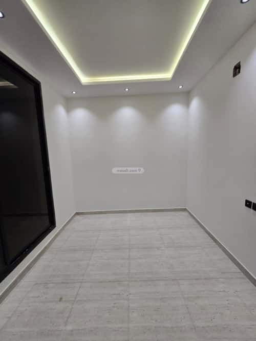 فيلا 7 غرف في طويق