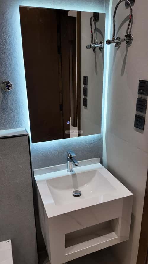 Apartment with 4 Bedrooms Al Faisaliyah, North Jeddah, Jeddah