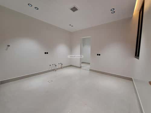 فيلا 275 متر مربع غربية على شارع 15م القادسية، شرق الرياض، الرياض