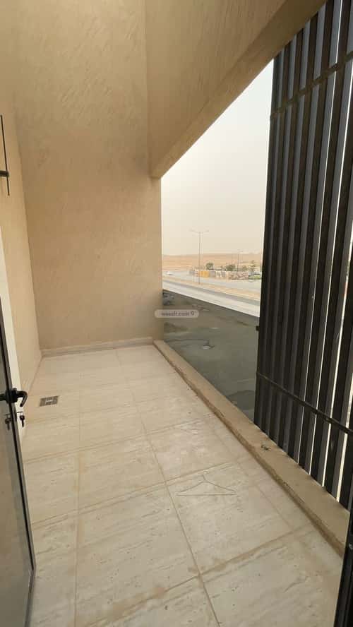 شقة 4 غرف في الجنادرية