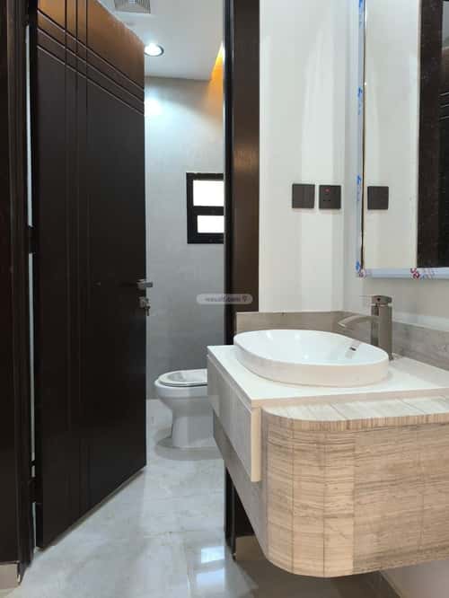Apartment 101 SQM with 3 Bedrooms Al-Janadriyah, East Riyadh, Riyadh