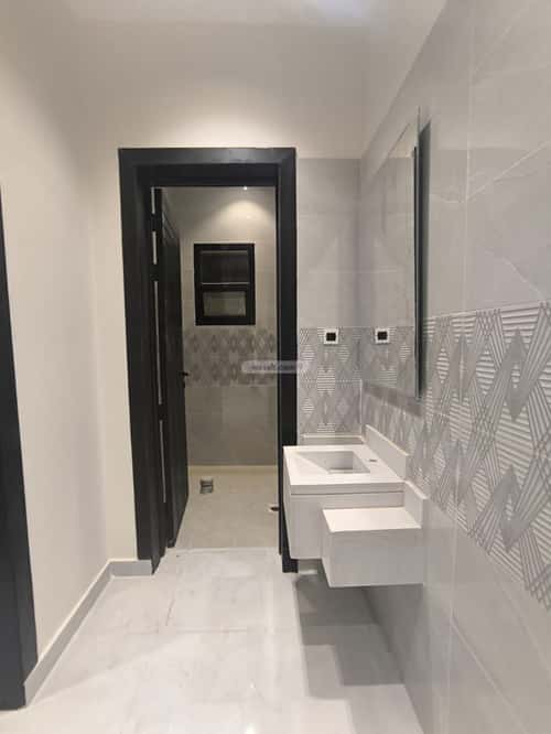 فيلا 5 غرف في الجنادرية