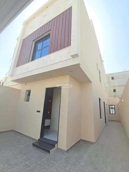 فيلا 5 غرف في عكاظ