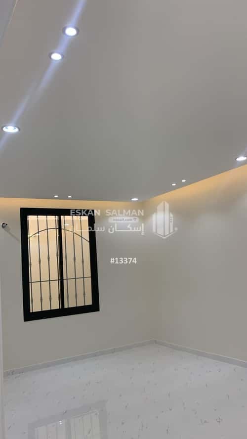 فيلا 350 متر مربع شمالية على شارع 15م السليمانية، الطائف