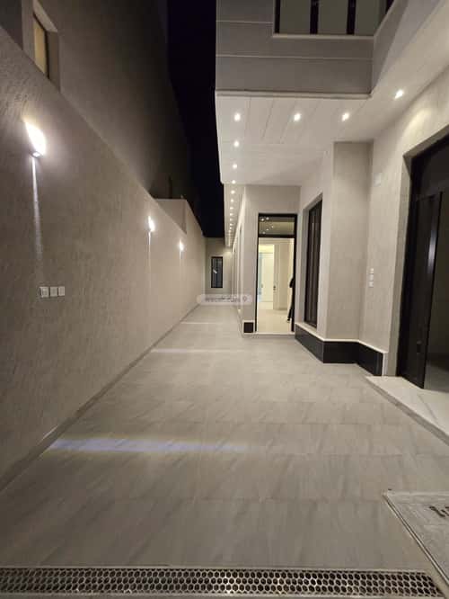 Apartment 227 SQM with 7 Bedrooms Al-Maizaliyah, East Riyadh, Riyadh