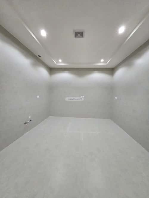 Apartment 227 SQM with 7 Bedrooms Al-Maizaliyah, East Riyadh, Riyadh