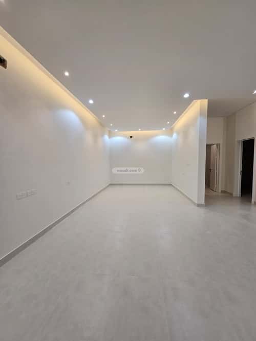 Apartment 227 SQM with 7 Bedrooms Al-Maizaliyah, East Riyadh, Riyadh