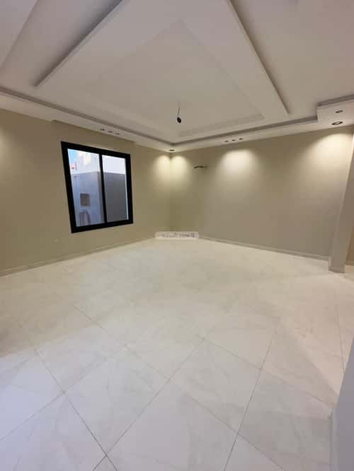 فيلا 286 متر مربع شرقية على شارع 15م الصواري، شمال جدة، جدة