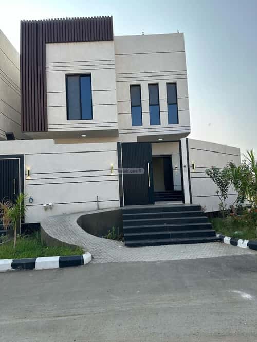 فيلا 286 متر مربع شرقية على شارع 15م الصواري، شمال جدة، جدة