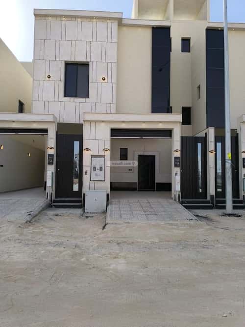 شقة 6 غرف في الجنادرية