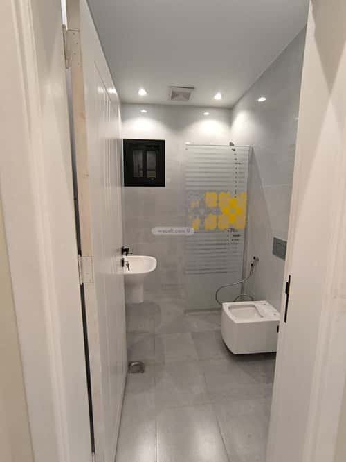 فيلا 312 متر مربع شمالية على شارع 15م الزمرد، شمال جدة، جدة