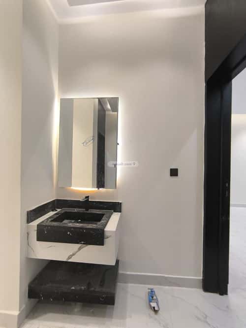 شقة 5 غرف في الجنادرية