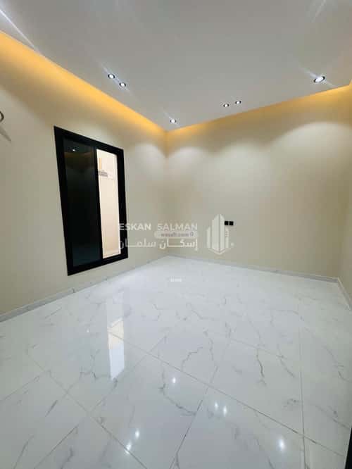Villa 301 SQM Facing West on 12m Width Street Hay Al-Sulimaniyah, Alttayif