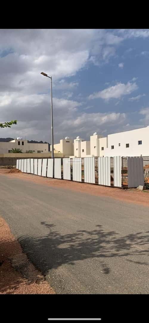 Land 1000 SQM Facing North on 25m Width Street The Valley, Hayil