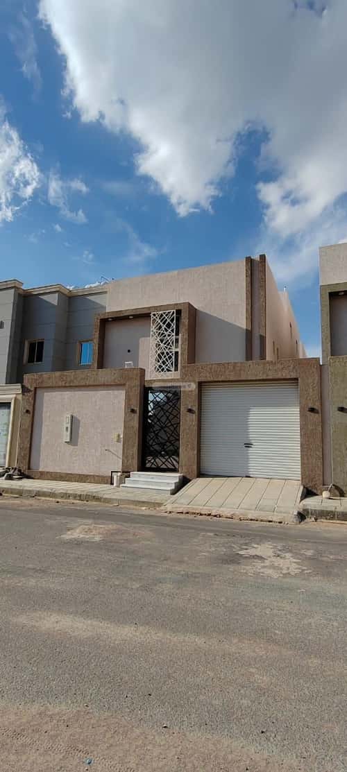 Villa 262.5 SQM Facing South on 18m Width Street Haya Nabla, Madinah