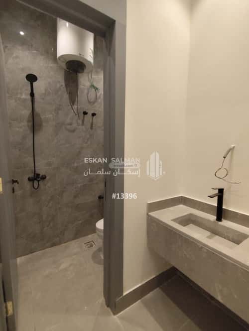 Apartment with 5 Bedrooms Bader, South Riyadh, Riyadh