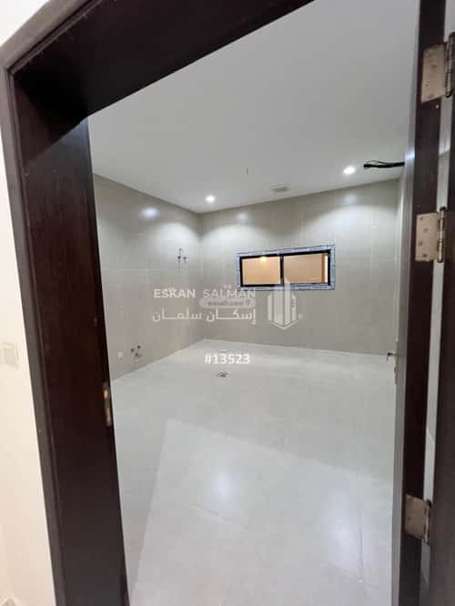 Villa 200 SQM Facing North on 25m Width Street Al Frosyah, East Jeddah, Jeddah